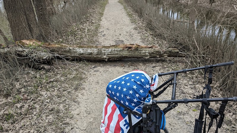 Towpath Trailhead SR800 - Dover, OH