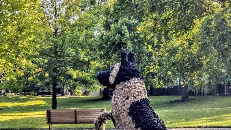 Dog Statues park - Dublin, OH