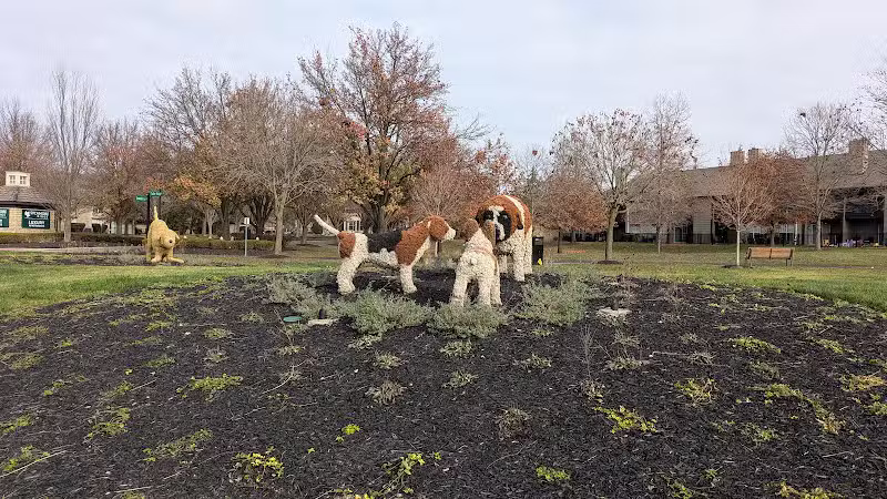 Dog Statues park - Dublin, OH
