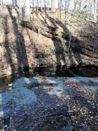 Dundee Falls Trailhead - Dundee, OH