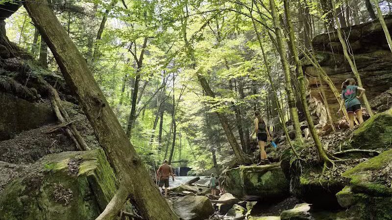 Dundee Falls Trailhead - Dundee, OH