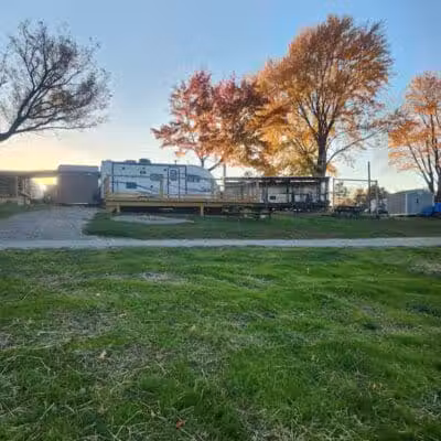 Fireside Lake Campground - East Rochester, OH