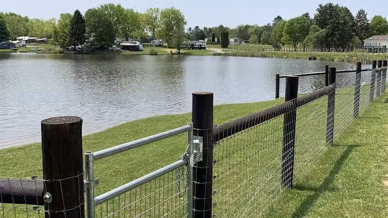 Fireside Lake Campground - East Rochester, OH
