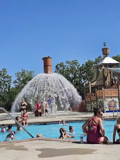 Black Beard's Bay Waterpark - Edgerton, OH