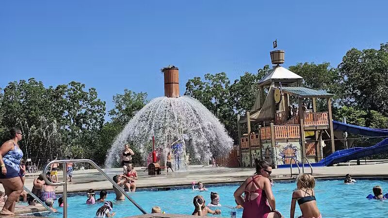 Black Beard's Bay Waterpark - Edgerton, OH