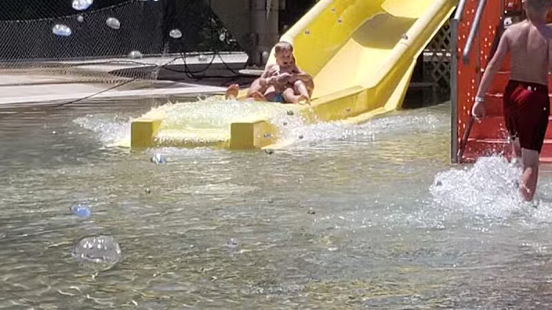 Black Beard's Bay Waterpark - Edgerton, OH