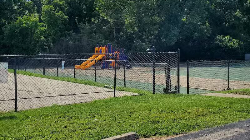 Camelot Drive Dog Park - Fairfield, OH