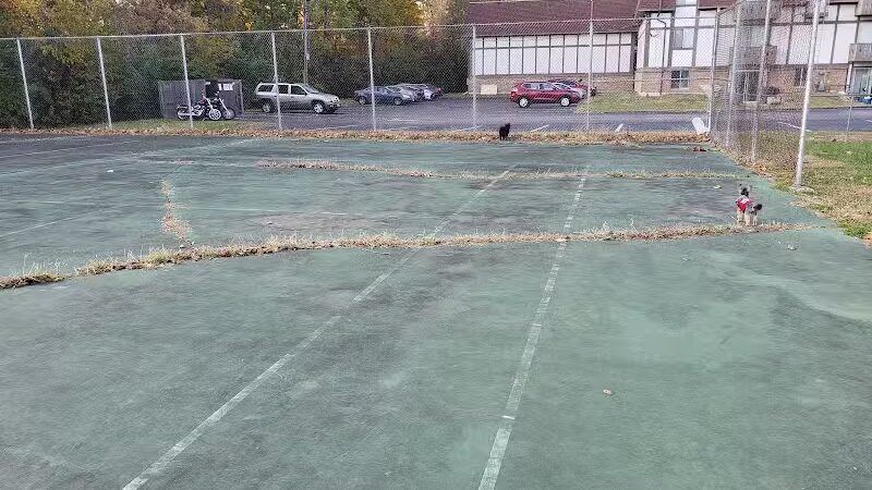 Camelot Drive Dog Park - Fairfield, OH