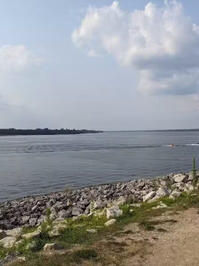 Alum Creek Dam Trail - Galena, OH