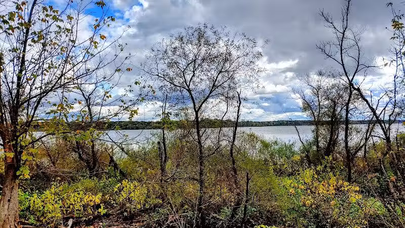 Hoover Scenic Trail Parking Lot - Galena, OH