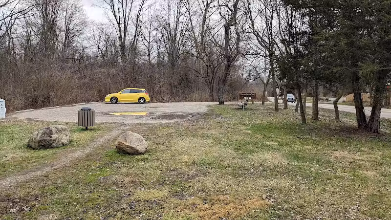 Hoover Scenic Trail Parking Lot - Galena, OH