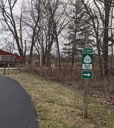 Hoover Scenic Trail Parking Lot - Galena, OH