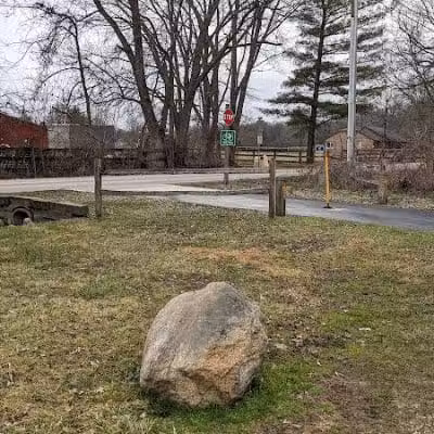 Hoover Scenic Trail Parking Lot - Galena, OH