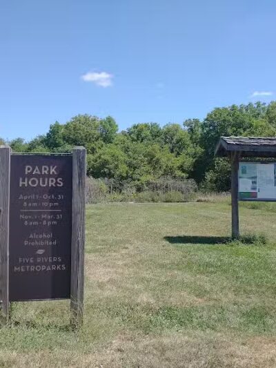 Germantown MetroPark Trailhead & Sledding Hill - Germantown, OH