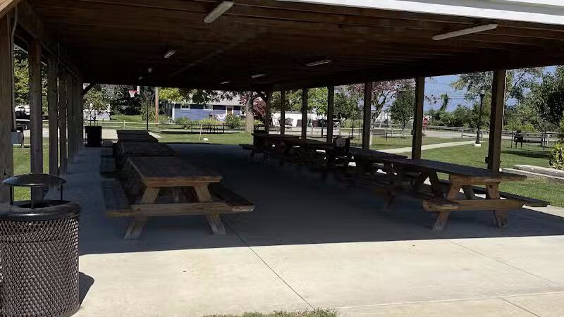 Grand River Village Merrick Hutchinson Memorial Park - Grand River, OH