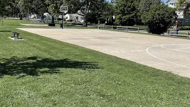 Grand River Village Merrick Hutchinson Memorial Park - Grand River, OH