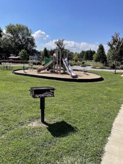 Grand River Village Merrick Hutchinson Memorial Park - Grand River, OH