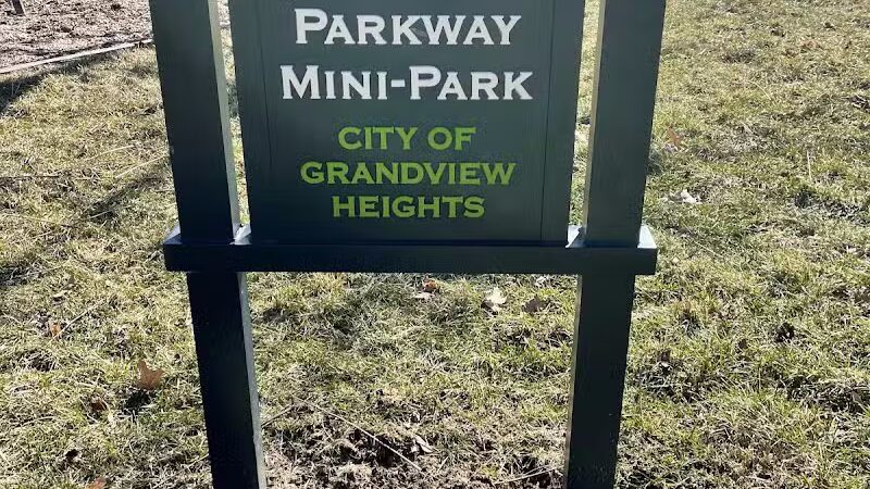 Parkway Mini-Park - Grandview Heights, OH