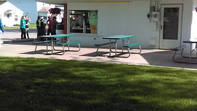 Green Camp Dairy Bar - Green Camp, OH