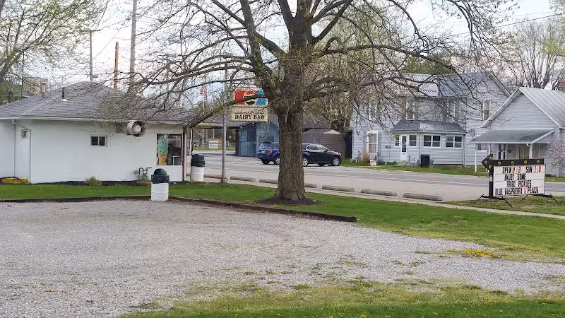 Green Camp Dairy Bar - Green Camp, OH