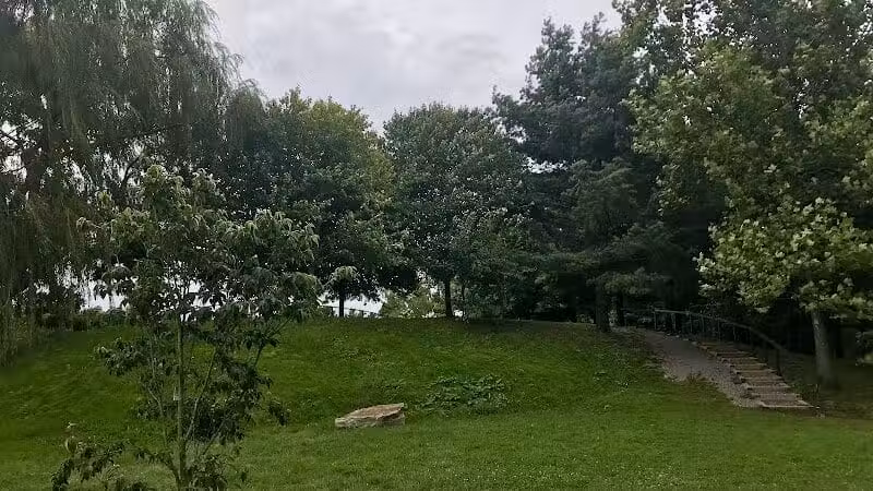 Grass Island Dog Park - Greenwich, CT