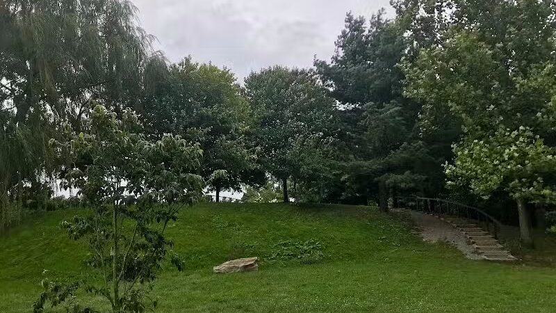 Grass Island Dog Park - Greenwich, CT