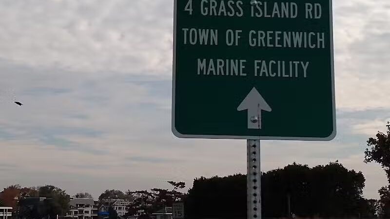 Grass Island Dog Park - Greenwich, CT