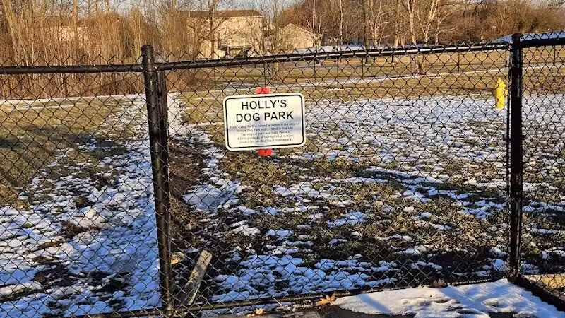 Holly's Dog Park - Hamilton, OH