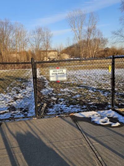 Holly's Dog Park - Hamilton, OH