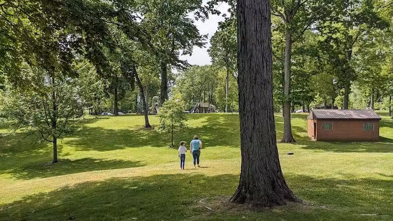 Hartville Memorial Park - Hartville, OH