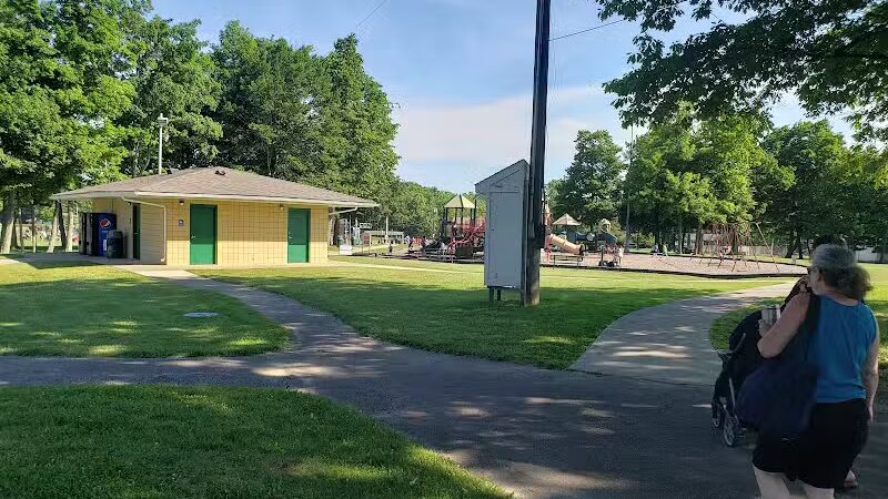 Highland Heights Community Park - Highland Heights, OH