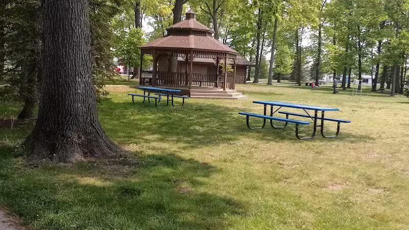 Strawberry Acres Park - Holland, OH