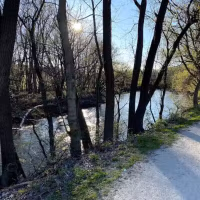 Ohio to Erie Trail, Lock 39 Trailhead - Independence, OH