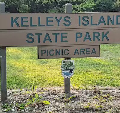 Kelleys Island State Park Picnic Area - Kelleys Island, OH