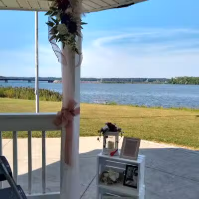 Harry Meshel Picnic Area - Lake Milton, OH