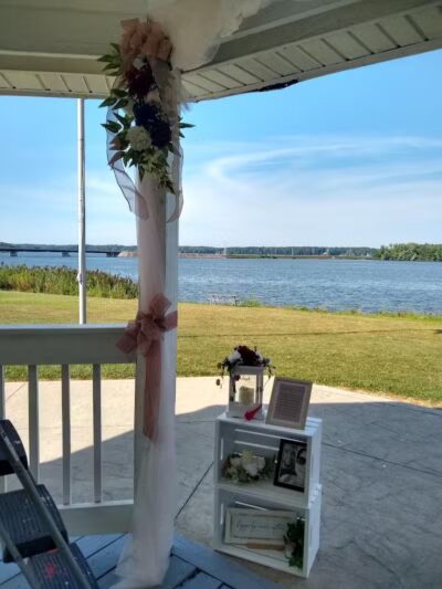 Harry Meshel Picnic Area - Lake Milton, OH