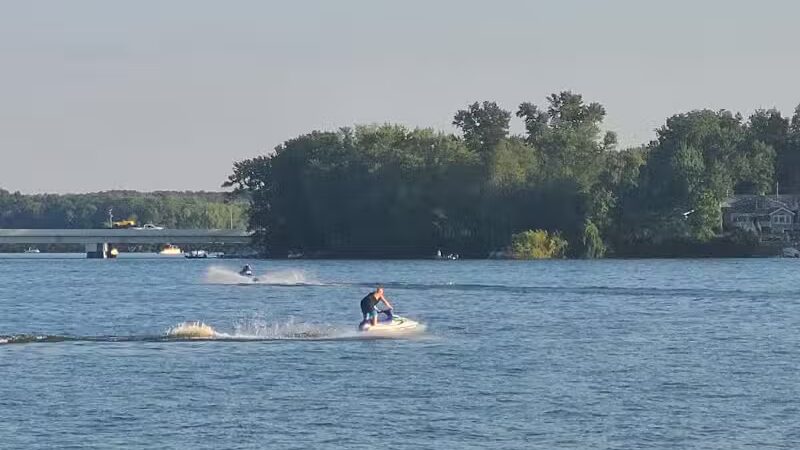 Lake Milton Beach - Lake Milton, OH