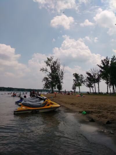 Lake Milton Beach - Lake Milton, OH