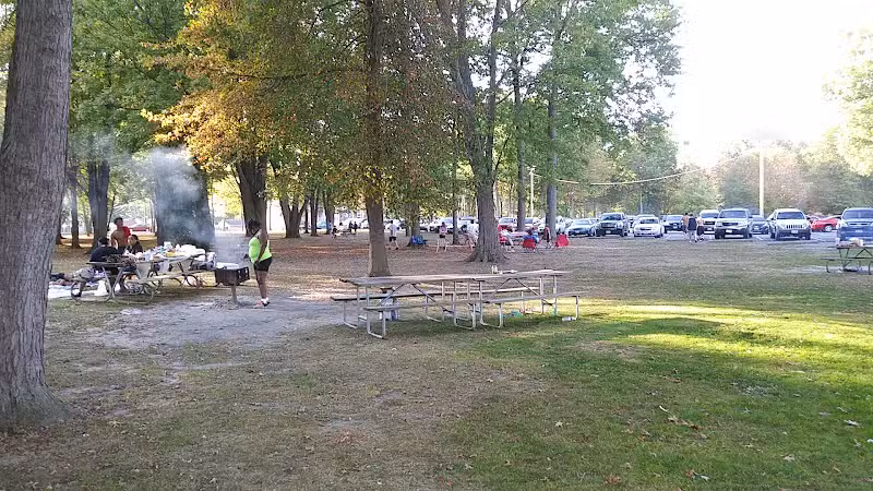 Lake Milton Beach - Lake Milton, OH