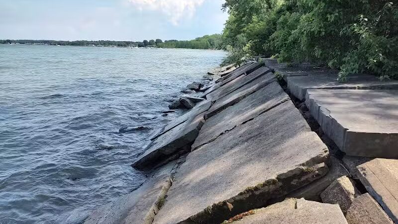 East Harbor State Park Dog Friendly Beach - Lakeside Marblehead, OH