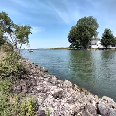 East Harbor State Park Dog Friendly Beach - Lakeside Marblehead, OH