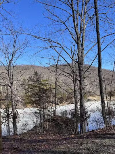 Cave Lake Park - Latham, OH