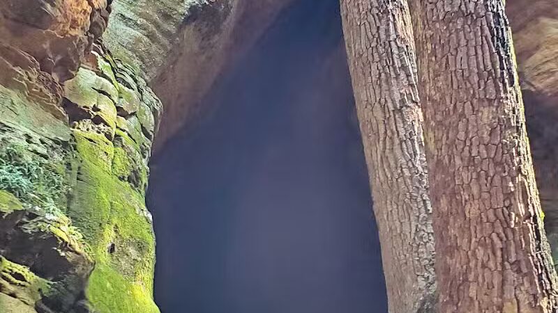 21 Horse Cave - Logan, OH