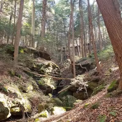Chapel Cave Trail Head and Rappelling Area Parking - Logan, OH