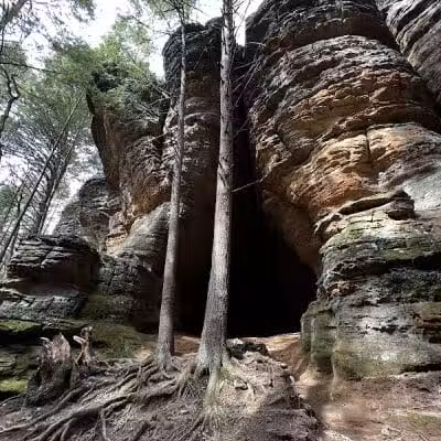 Chapel Cave Trail Head and Rappelling Area Parking - Logan, OH