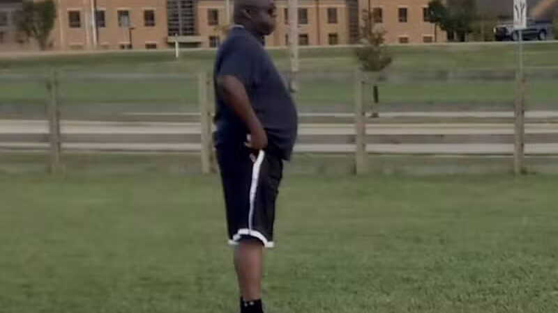 London Yelp Yard - London, OH