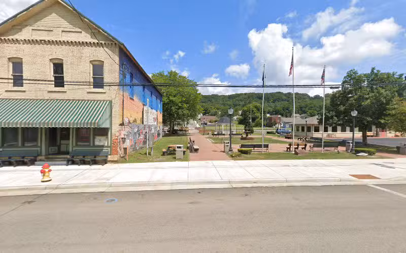 Lowellville Veterans Park - Lowellville, OH
