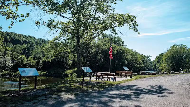 Lowellville Water Front Park and Canoe Livery - Lowellville, OH