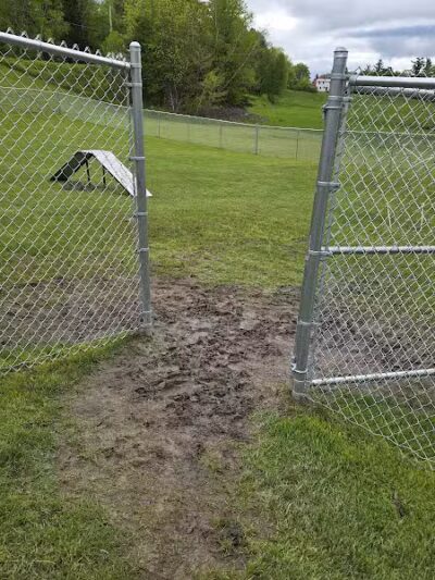 Ludlow Dog Park - Ludlow, VT