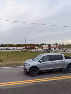 Dog Park at Love’s Travel Stops - Madison, OH